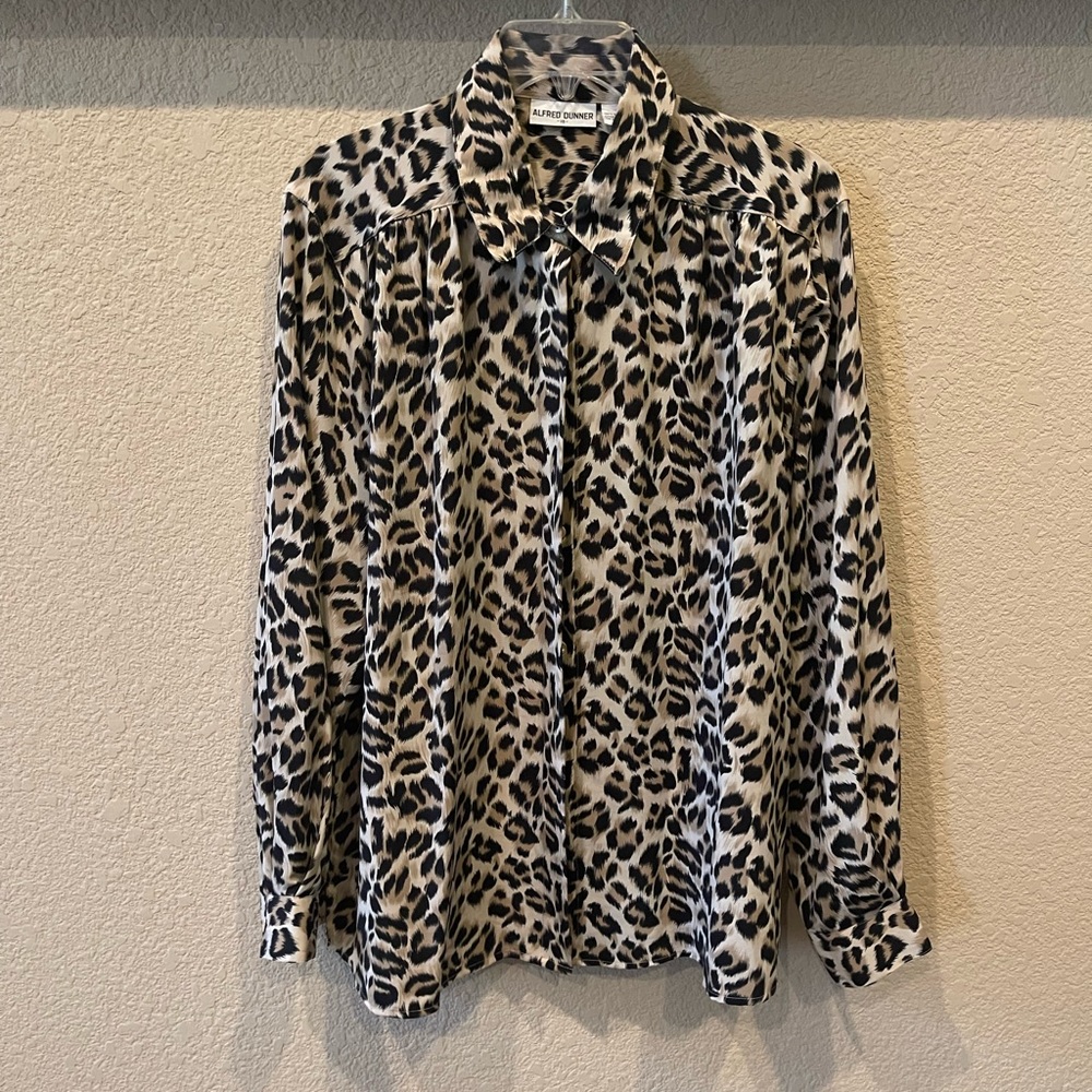 Alfred Dunner leopard print vintage blouse. Size 18. EUC.